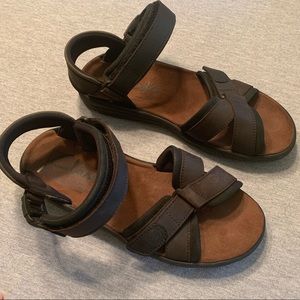 clarks air trek sandals
